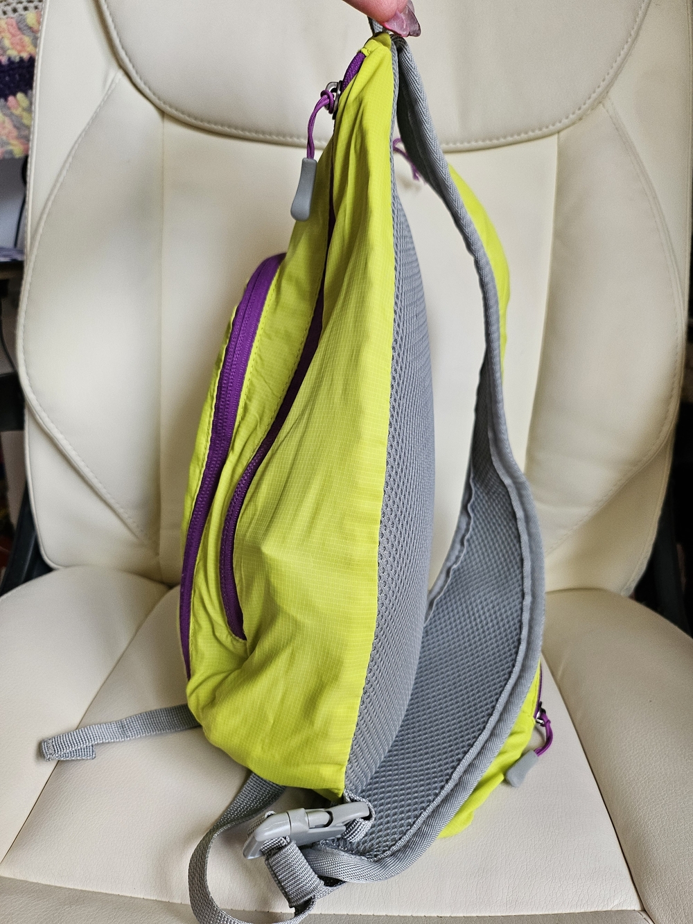 Eddie Bauer Lime Green Sling Backpack with Purple Accents - Picture 5 of 11